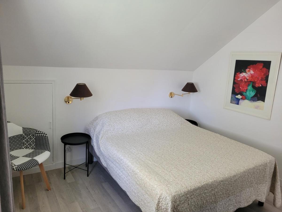 La Maison D'Hera Saint-Yrieix-la-Perche Dış mekan fotoğraf